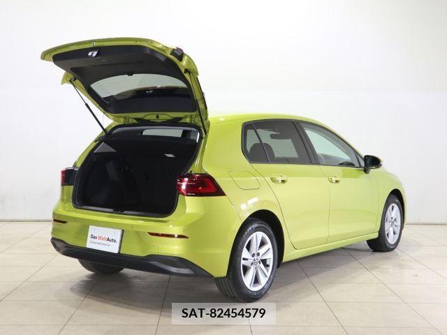 VolksWagen GOLF 2021-08 289784-8