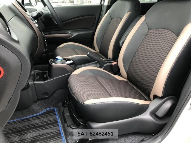 Nissan NOTE 2017-08 337779-23