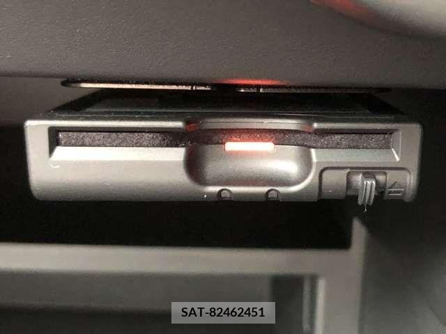 Nissan NOTE 2017-08 337779-19