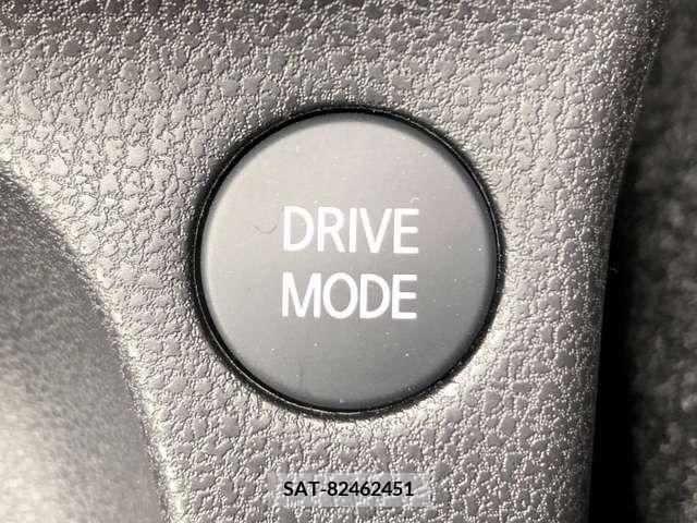 Nissan NOTE 2017-08 337779-16