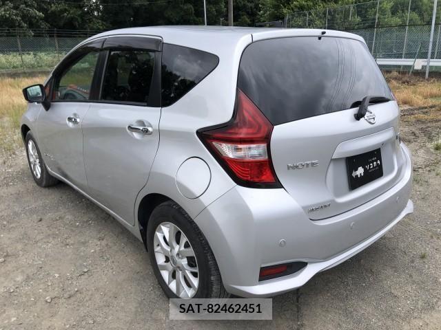 Nissan NOTE 2017-08 337779-2