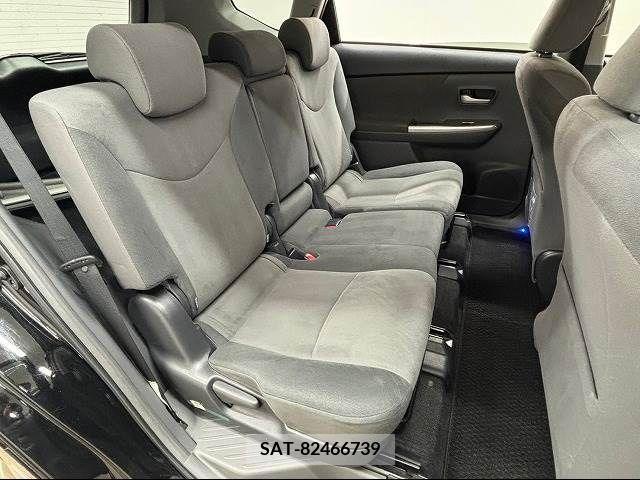 Toyota PRIUS ALPHA 2012-11 224635-5