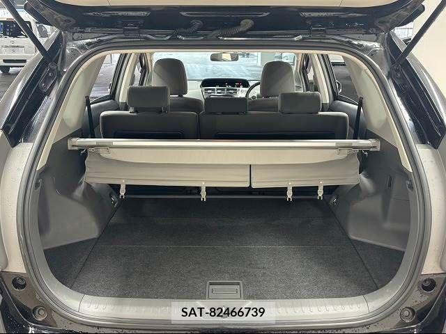 Toyota PRIUS ALPHA 2012-11 224635-12