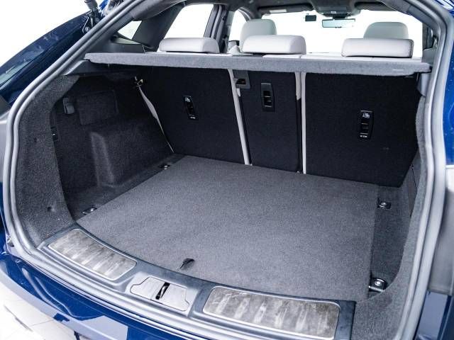 Jaguar E-PACE 2022-03 186827-14