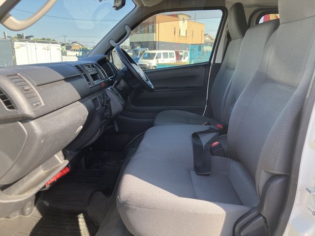 Toyota REGIUSACE VAN 2018-03 2862-10