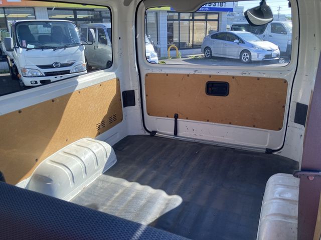 Toyota REGIUSACE VAN 2018-03 2862-14