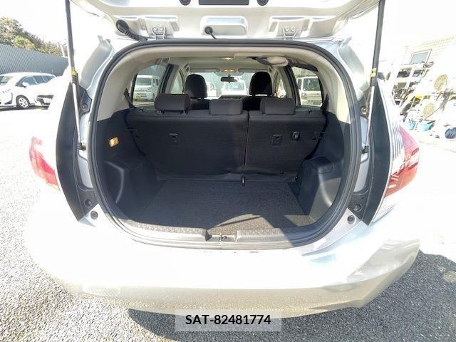 Toyota AQUA 2017-03 255305-24
