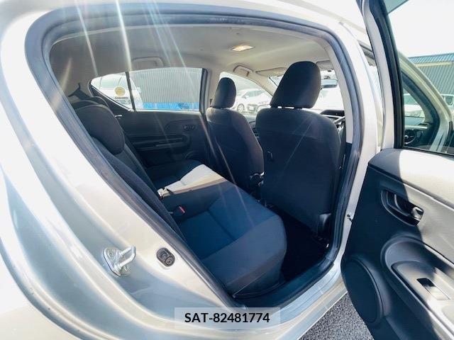 Toyota AQUA 2017-03 255305-20