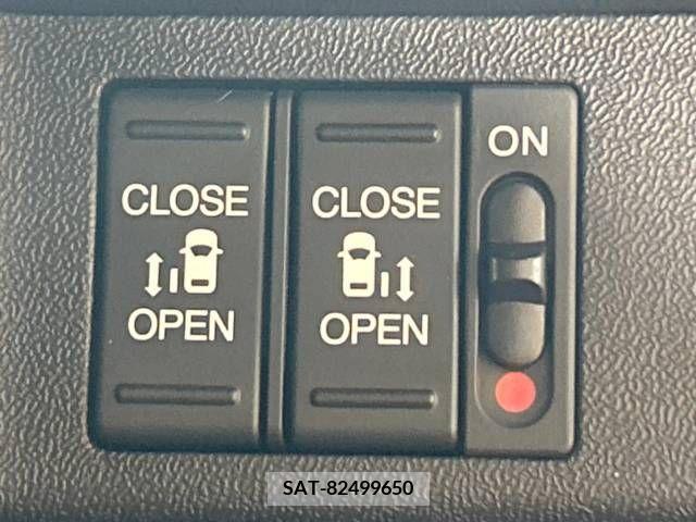 Honda e 2015-04 378861-4