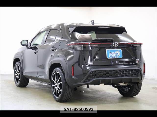 Toyota YARIS CROSS 2023-04 291208-19