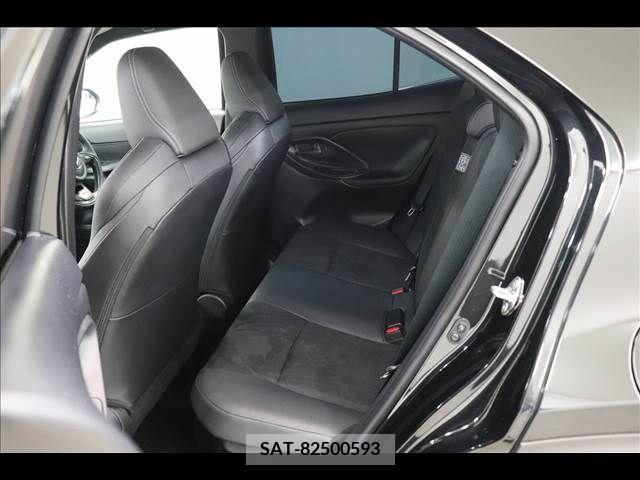 Toyota YARIS CROSS 2023-04 291208-12