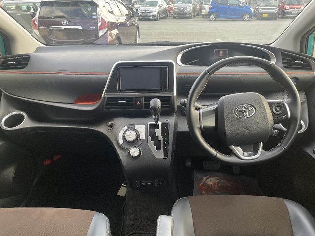 Toyota SIENTA 2019-12 29006-3