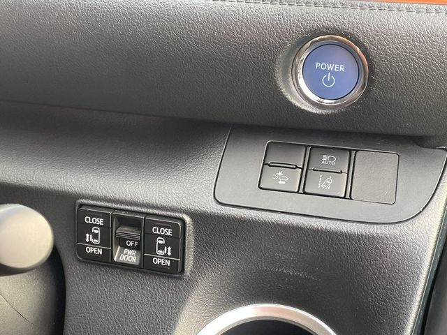 Toyota SIENTA 2019-12 29006-17