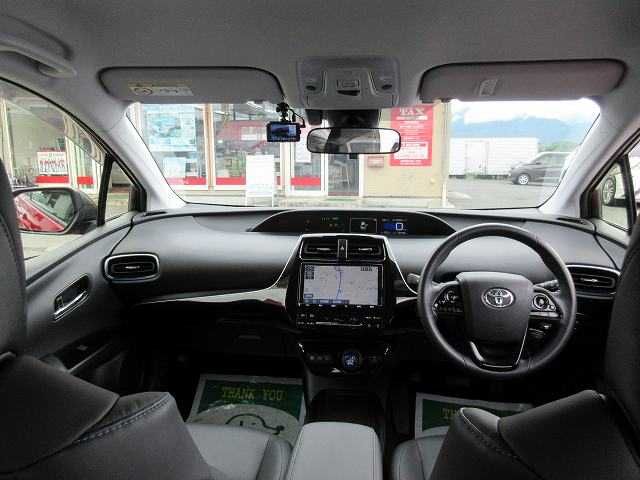 Toyota PRIUS 2019-09 21967-1