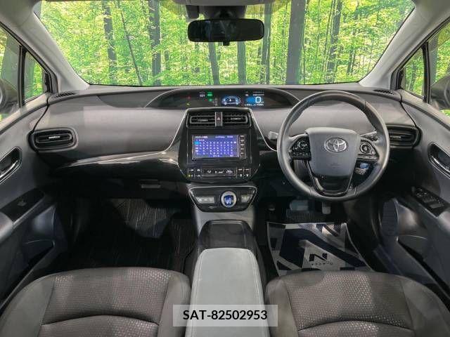 Toyota PRIUS 2019-09 282098-1