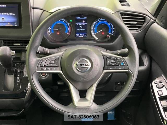Nissan ROOX 2021-09 219869-11