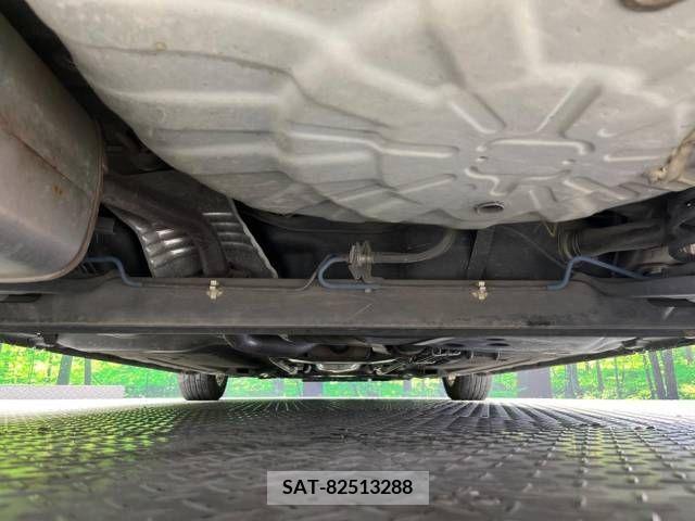 Nissan CUBE 2011-08 327563-19