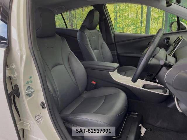 Toyota PRIUS 2016-07 241635-8