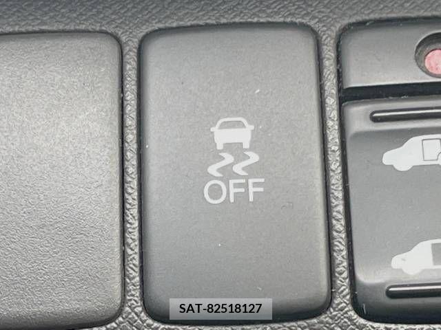 Honda e 2012-08 255659-7