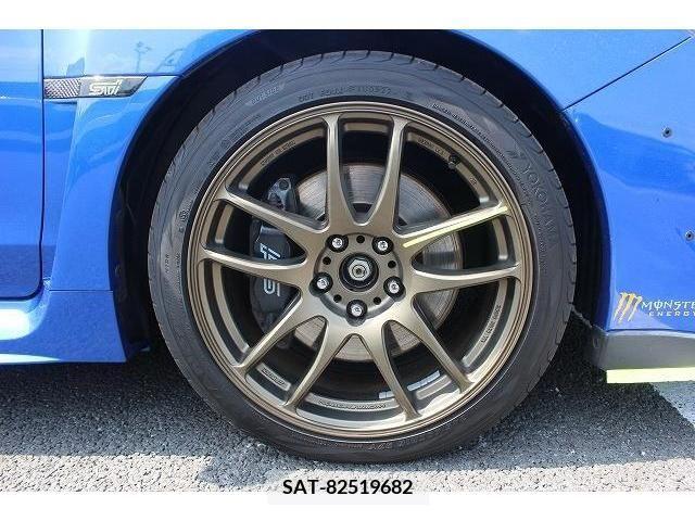Subaru WRX STI 2017-05 240159-11