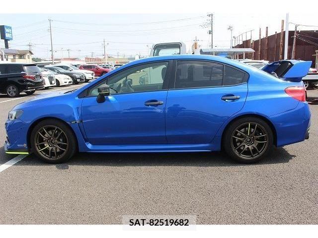 Subaru WRX STI 2017-05 240159-8