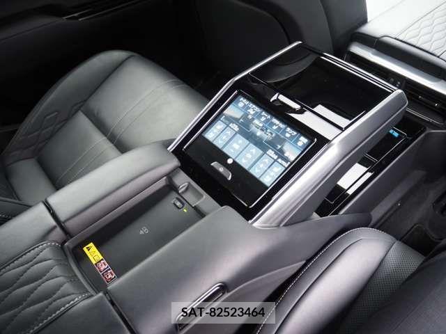 Lexus LX 2022-04 217718-12