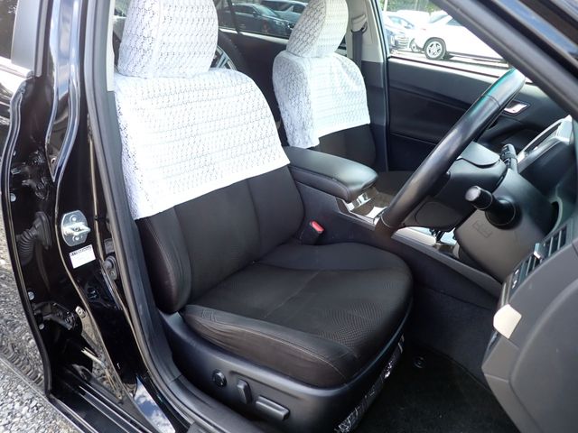 Toyota MARK X 2016-10 16804-9