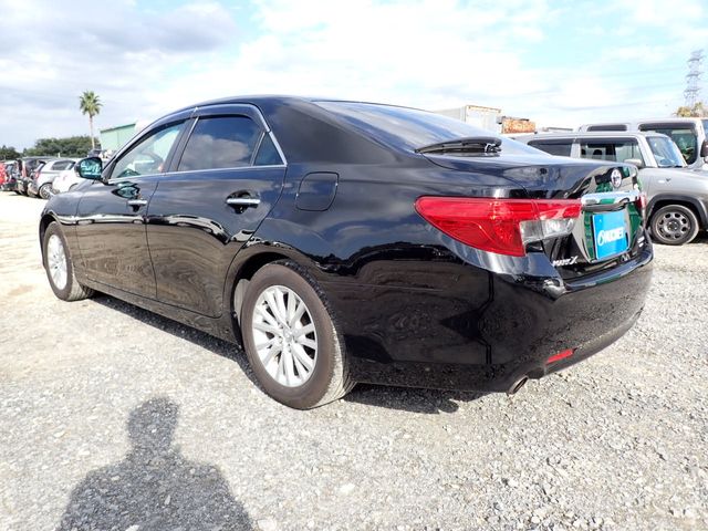 Toyota MARK X 2016-10 16804-2