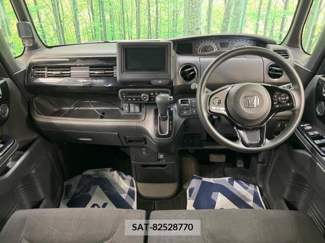 Honda N BOX CUSTOM 2022-06 346245-1