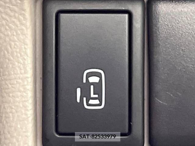 Nissan ROOX 2010-08 397182-5