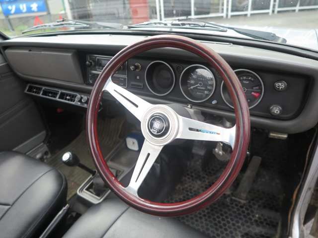 Nissan SUNNY TRUCK 1990-05 8205-17