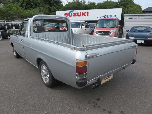 Nissan SUNNY TRUCK 1990-05 8205-8