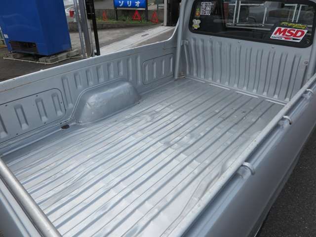 Nissan SUNNY TRUCK 1990-05 8205-14