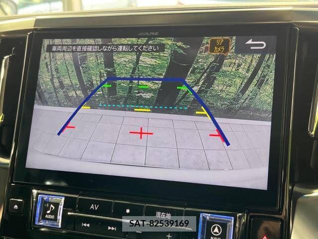 Toyota ALPHARD 2022-04 216407-3