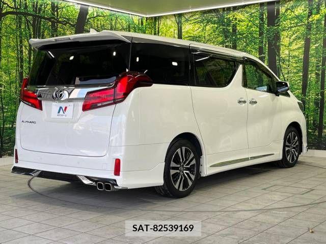Toyota ALPHARD 2022-04 216407-18