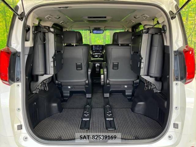 Toyota ALPHARD 2022-04 216407-11