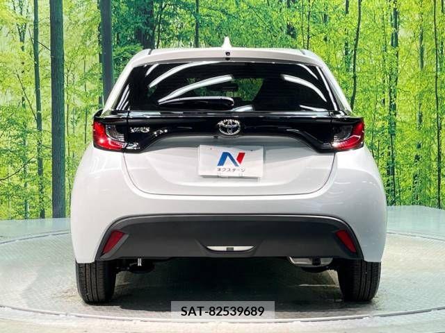 Toyota YARIS 2023-03 344422-15