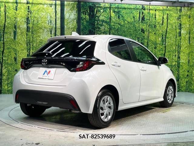 Toyota YARIS 2023-03 344422-17