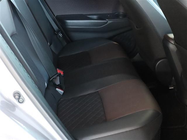Toyota C-HR 2017-05 185495-26
