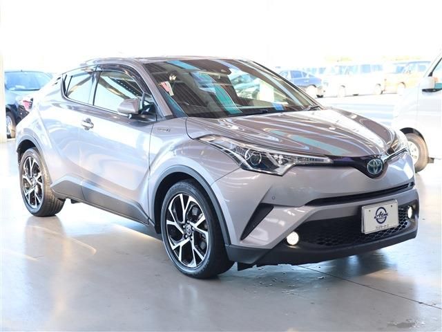 Toyota C-HR 2017-05 185495-2