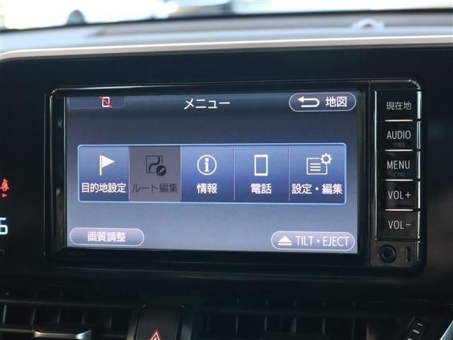 Toyota C-HR 2017-05 185495-11