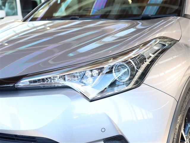 Toyota C-HR 2017-05 185495-7