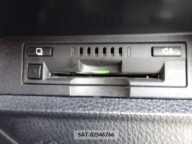 Toyota VOXY 2016-10 205457-19