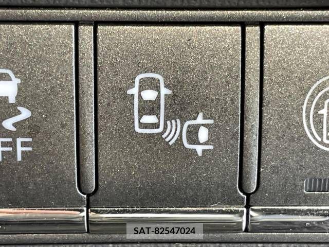 Nissan FUGA HYBRID 2016-03 391082-5