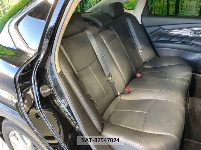Nissan FUGA HYBRID 2016-03 391082-9