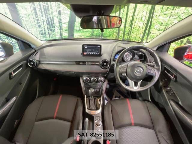 Mazda DEMIO 2014-10 301911-1