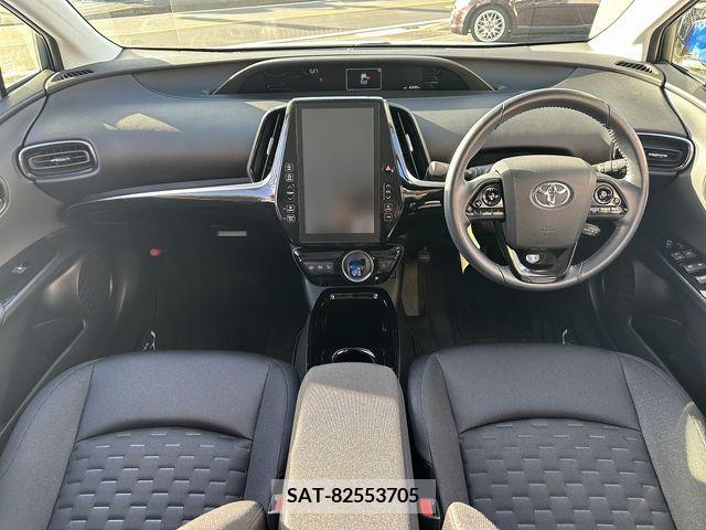 Toyota PRIUS PHV 2018-04 219945-17