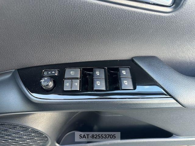 Toyota PRIUS PHV 2018-04 219945-18