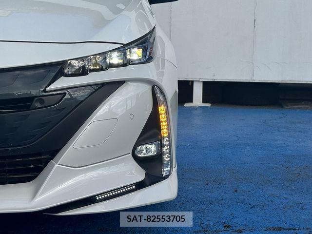 Toyota PRIUS PHV 2018-04 219945-7