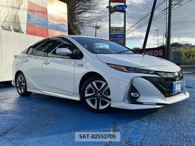 Toyota PRIUS PHV 2018-04 219945-2